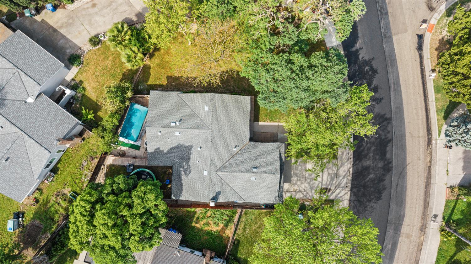 6935 Woodside Drive