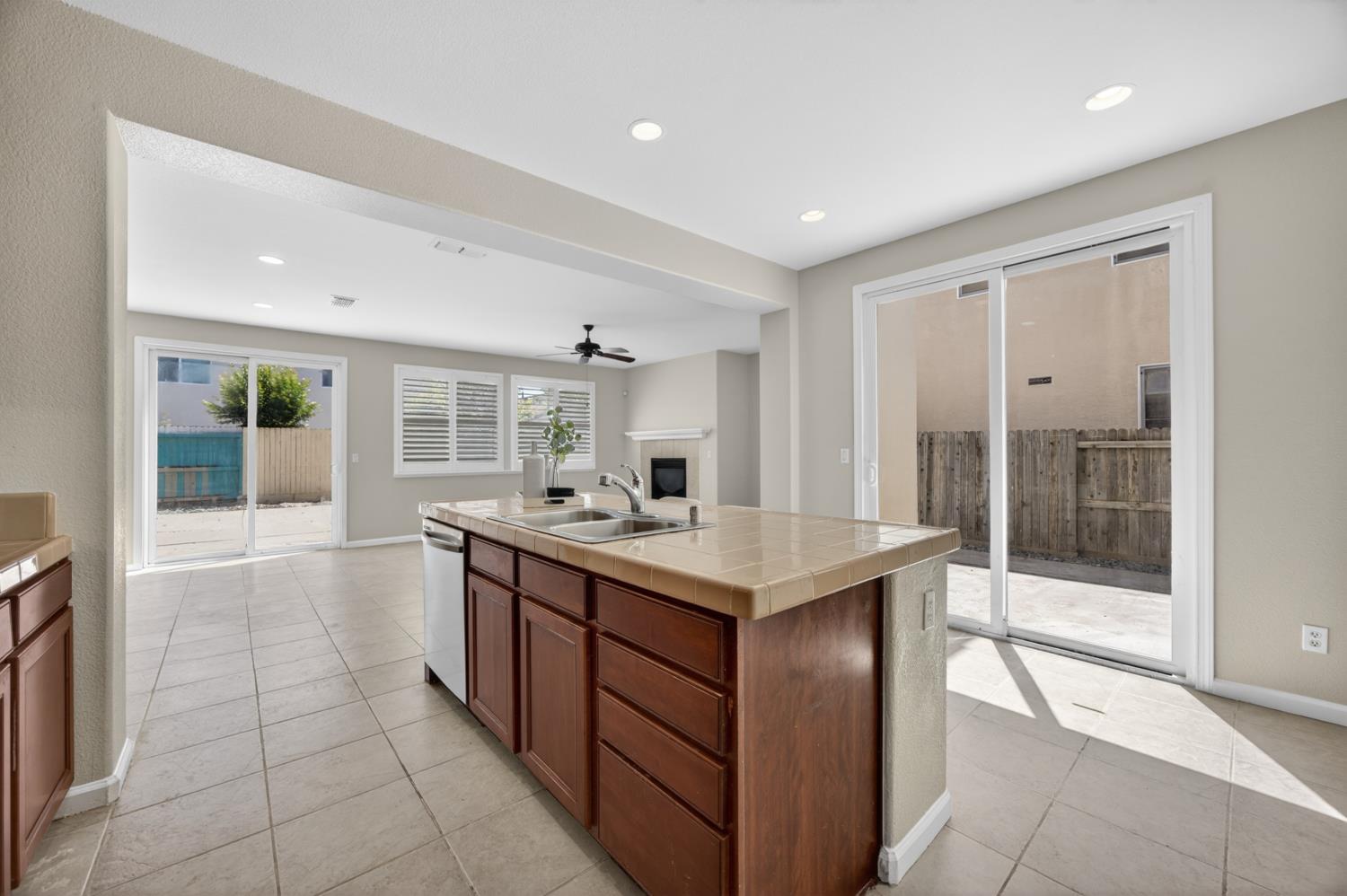 561 Greg Thatch Circle