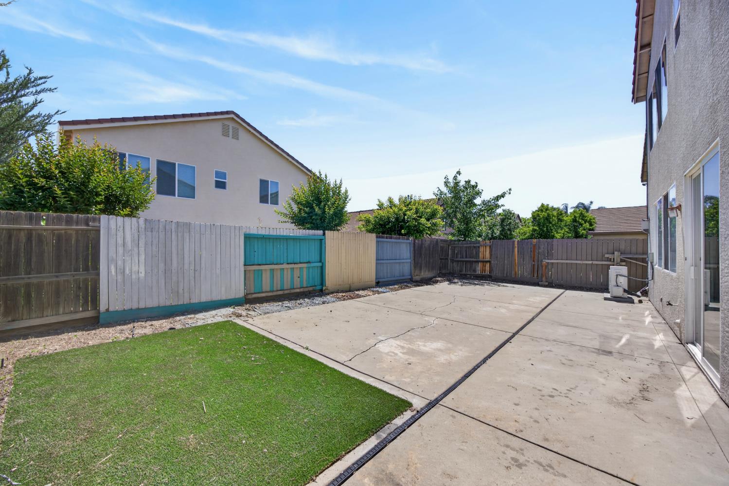 561 Greg Thatch Circle