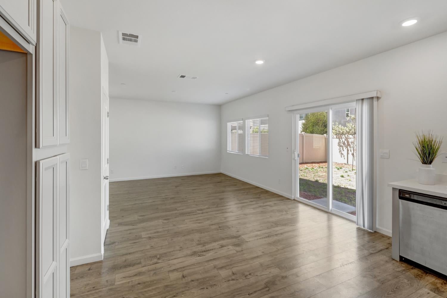 2887 Krone Way