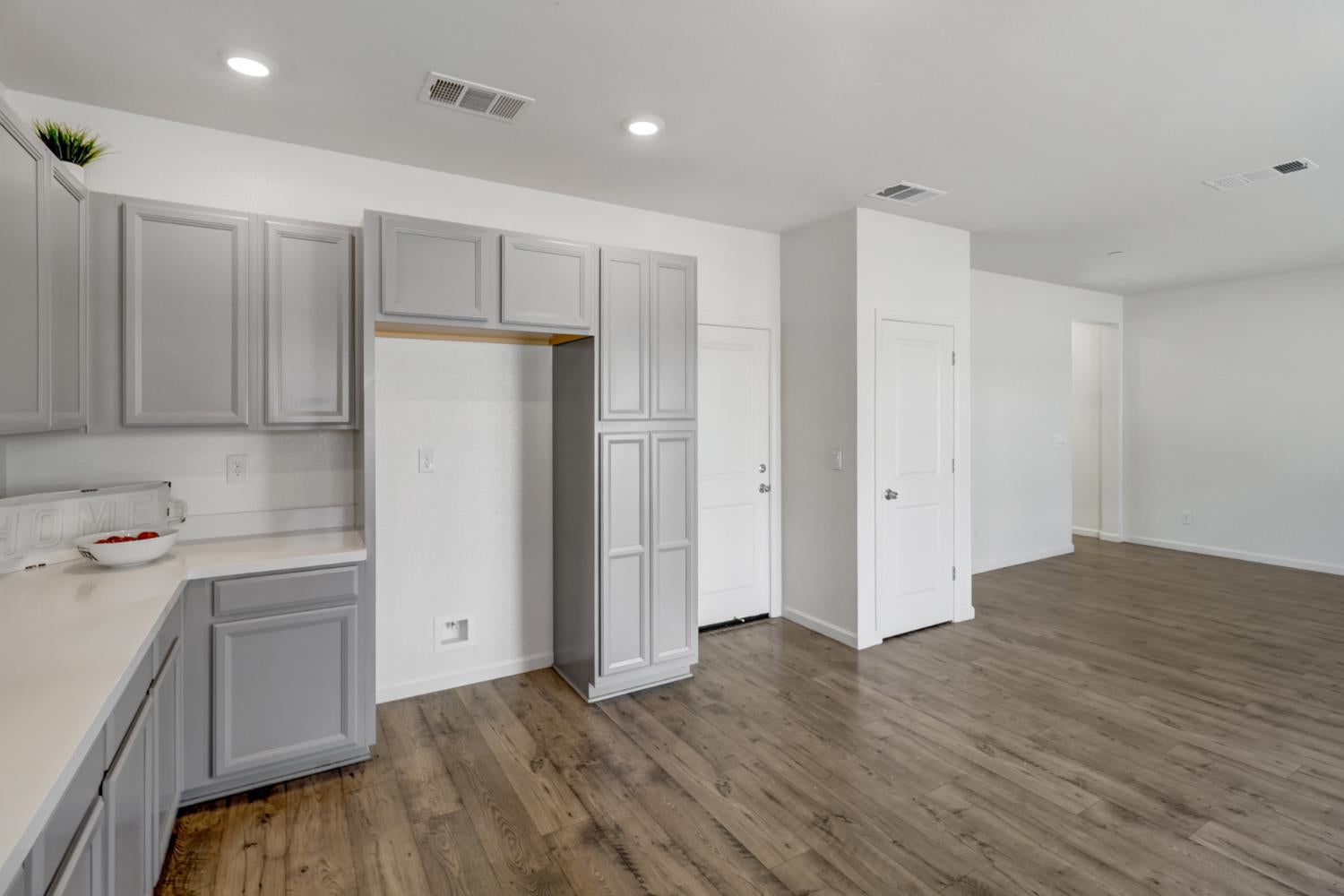 2887 Krone Way