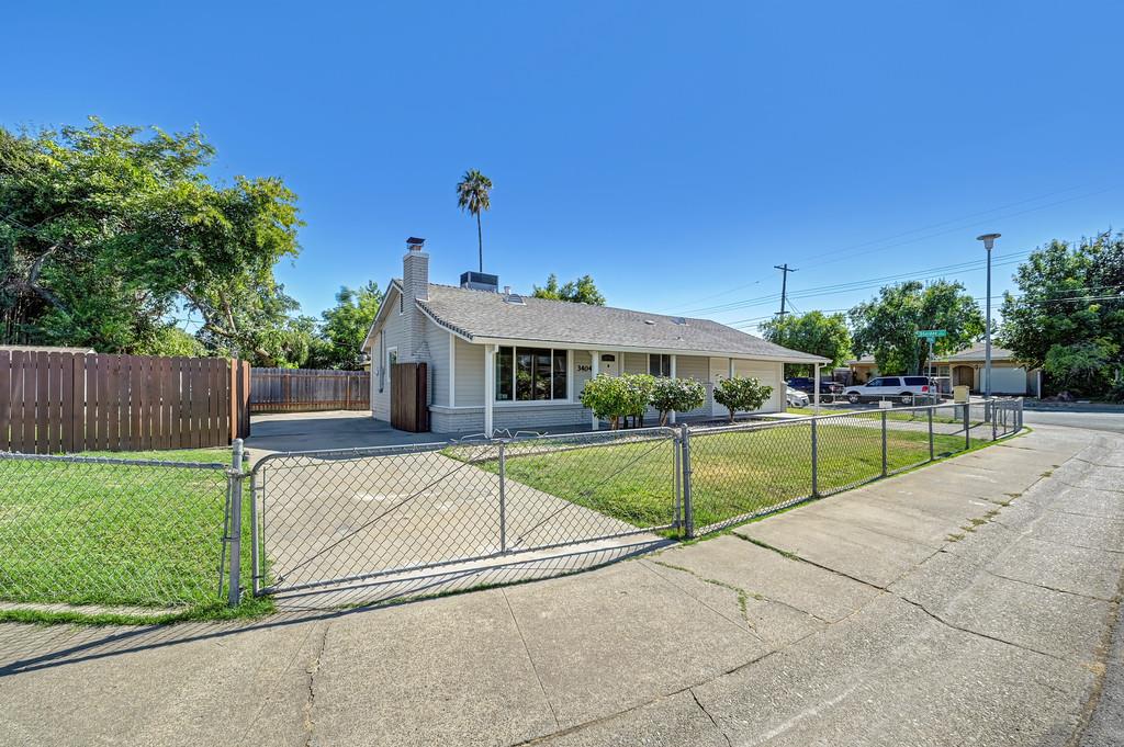 3404 Christie Court