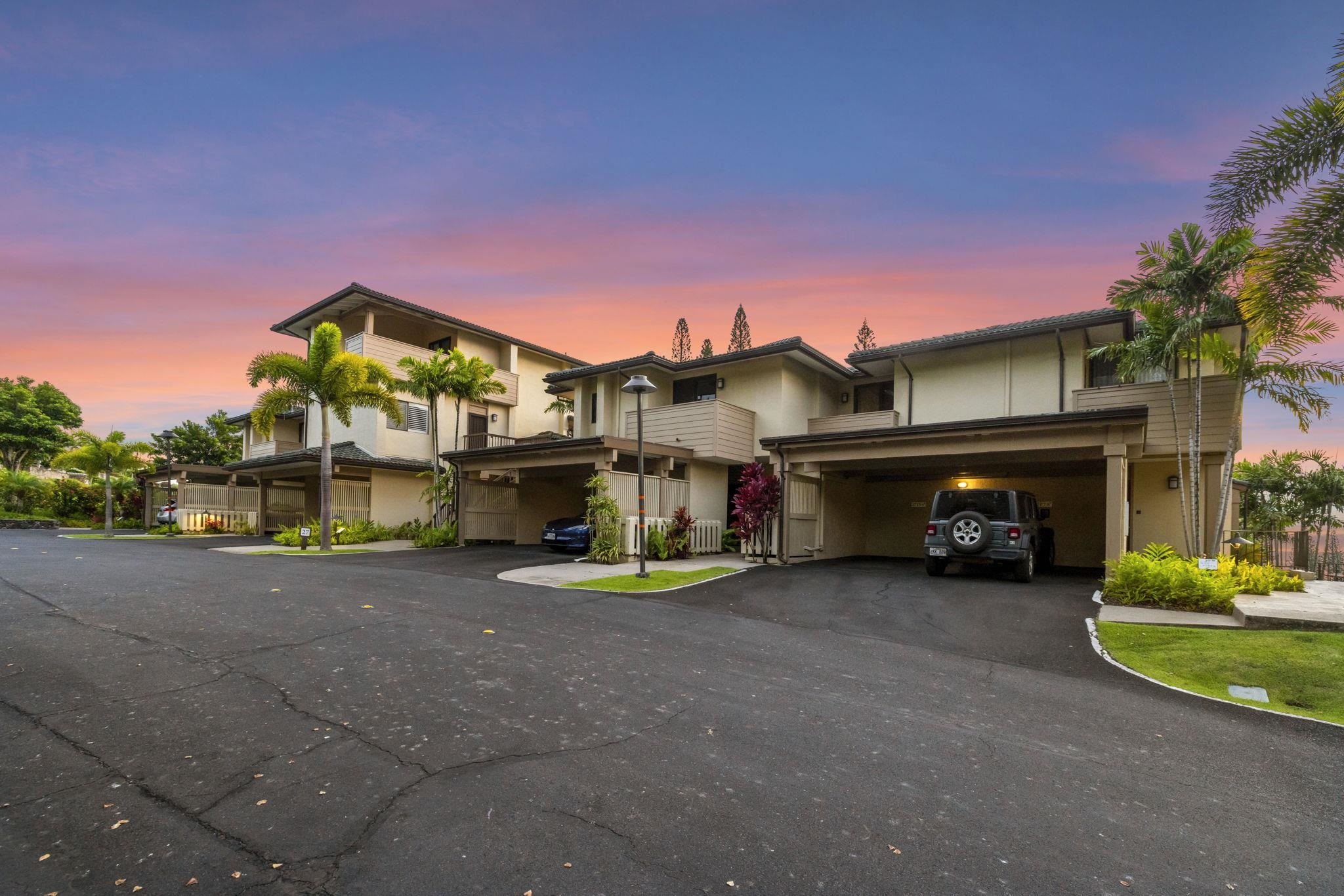 500 KAPALUA Dr Unit: 27T 5-6
