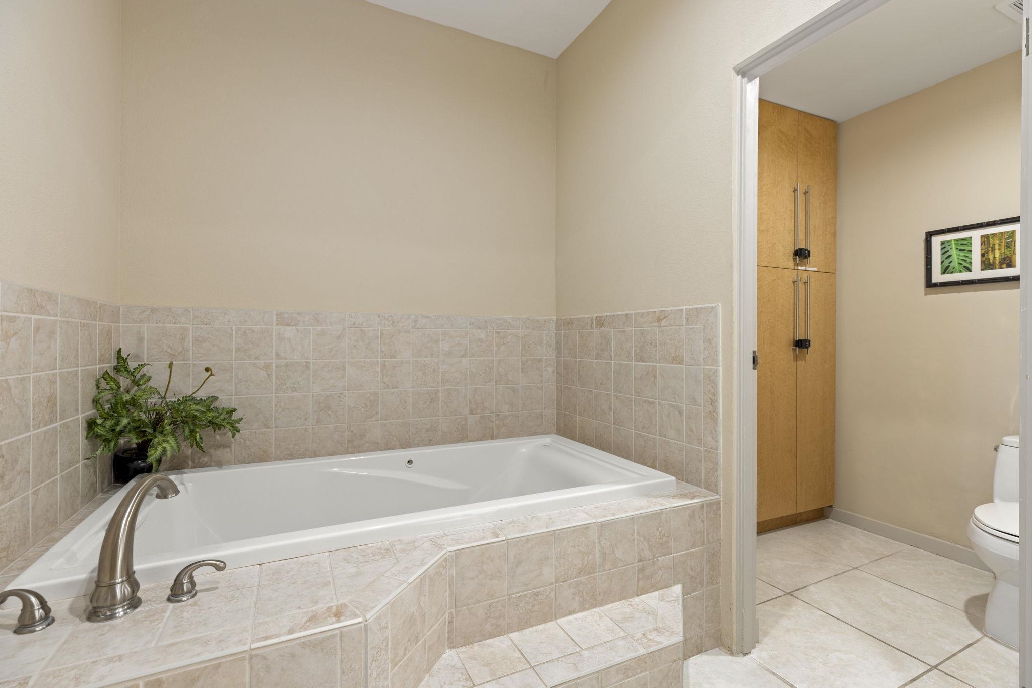 500 KAPALUA Dr Unit: 27T7