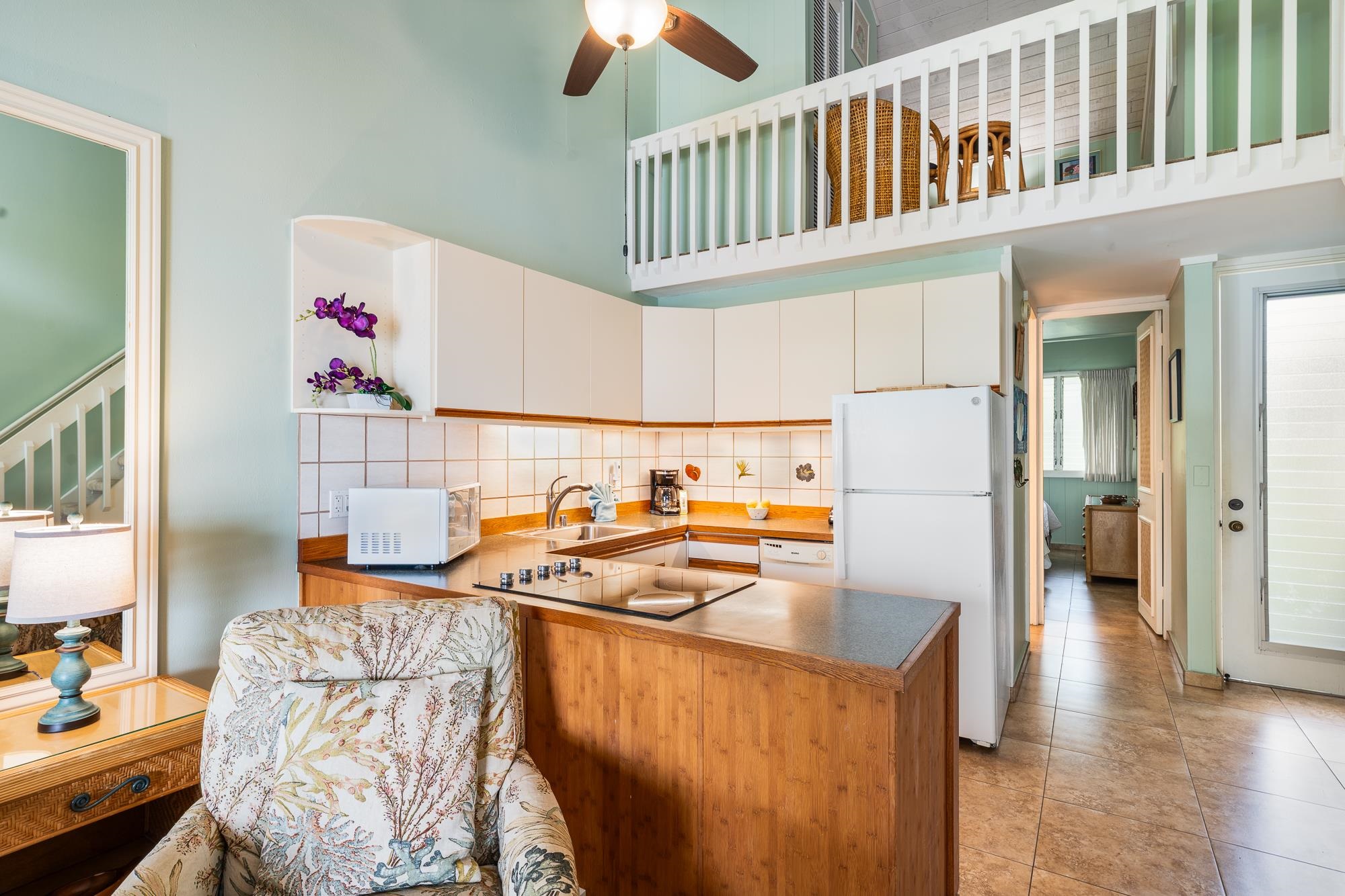 5255 Lower Honoapiilani Rd Unit: 207