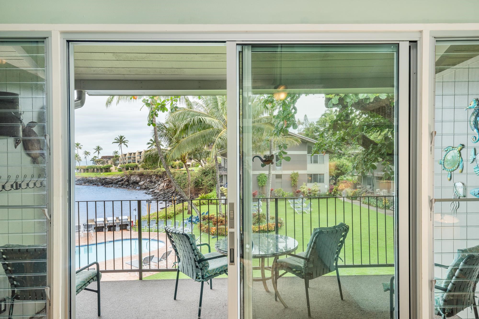5255 Lower Honoapiilani Rd Unit: 207