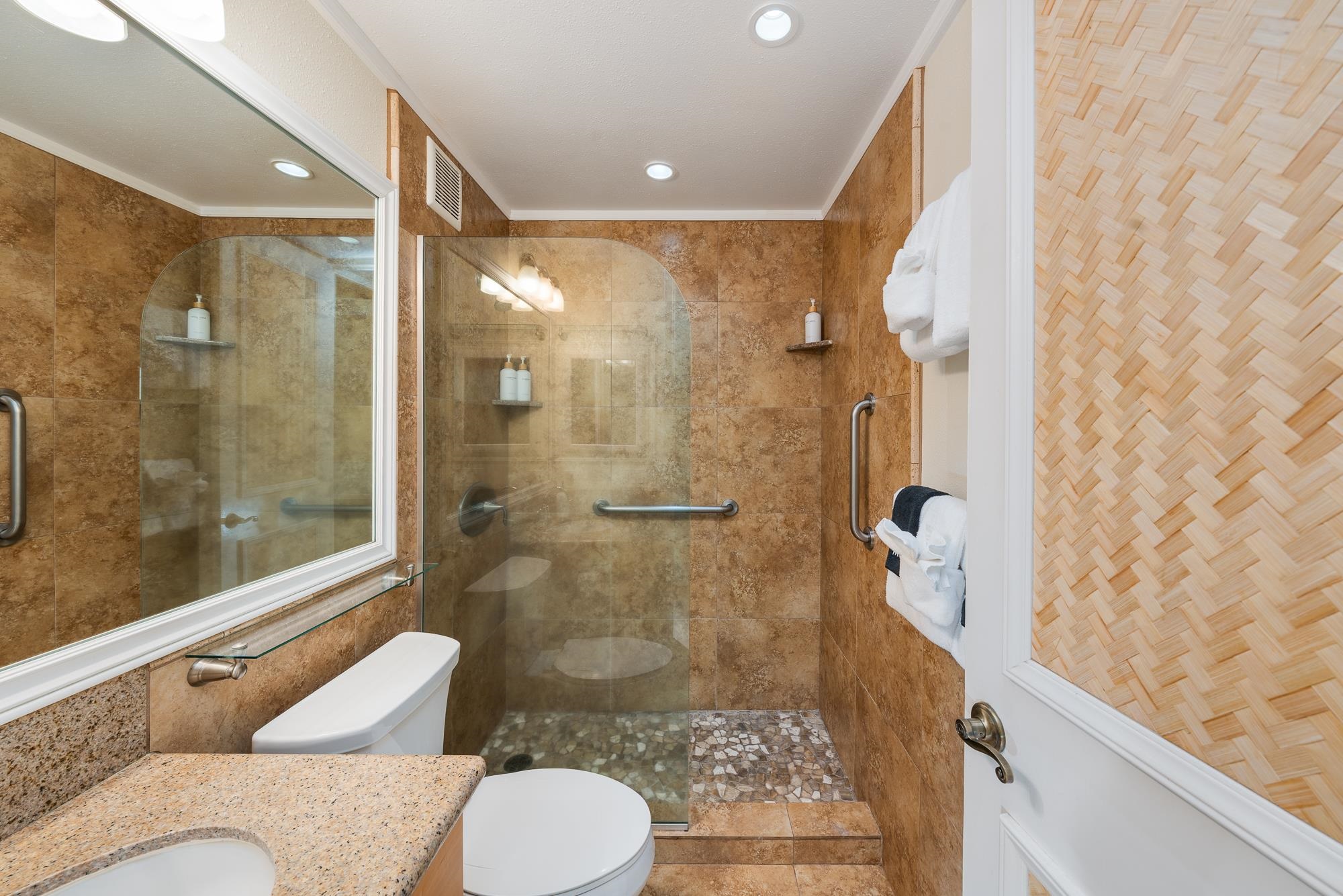5255 Lower Honoapiilani Rd Unit: 207