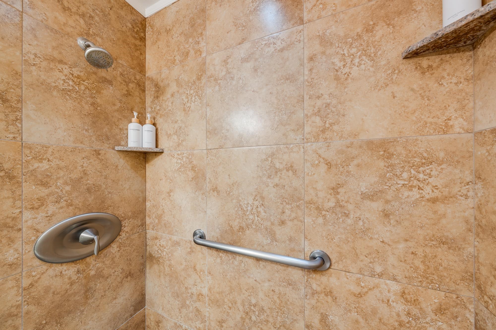 5255 Lower Honoapiilani Rd Unit: 207