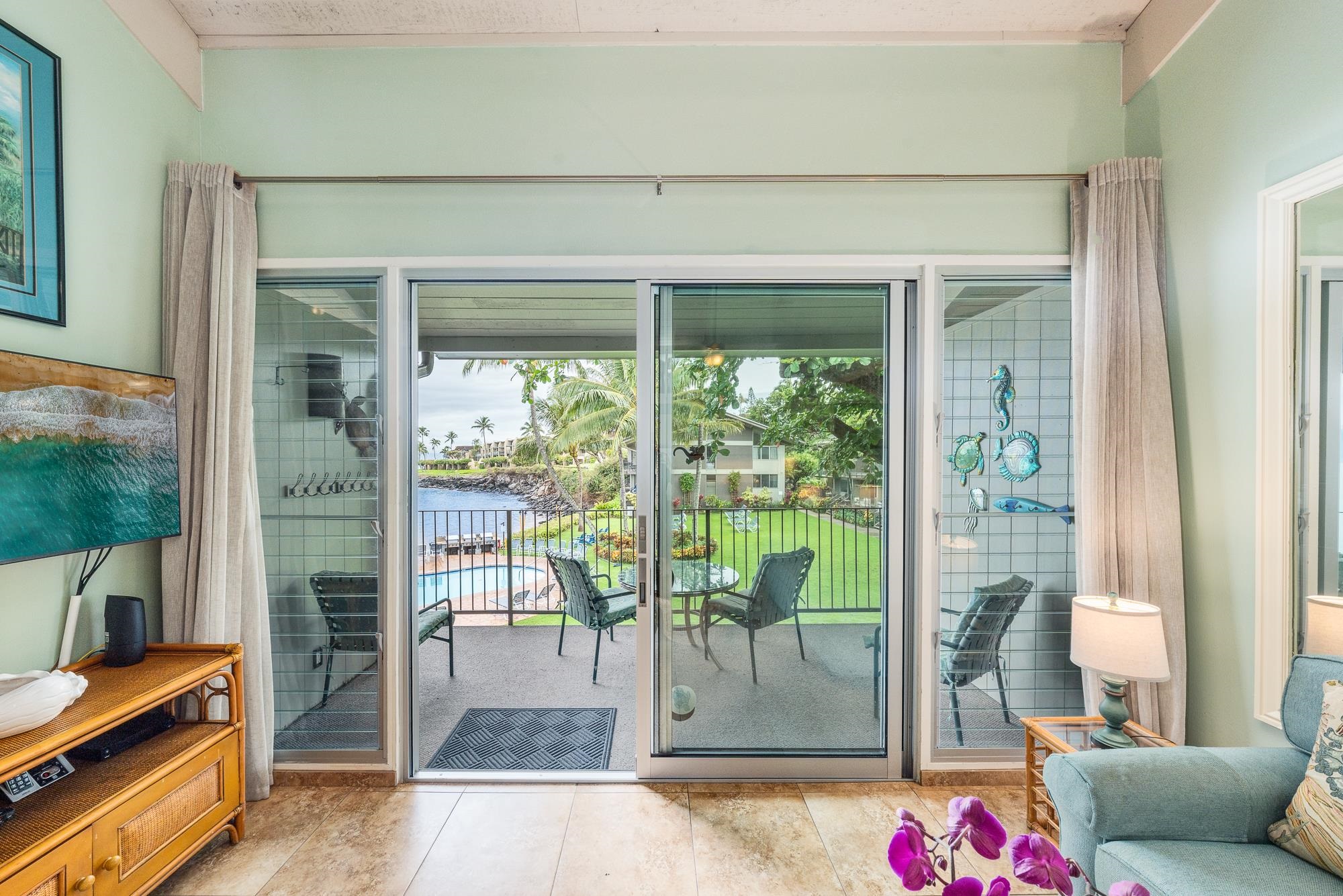 5255 Lower Honoapiilani Rd Unit: 207