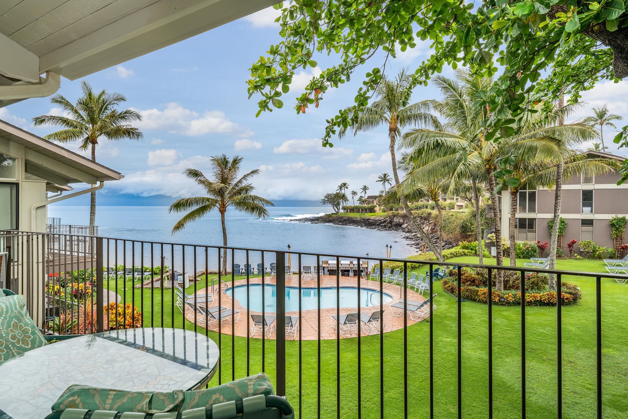 5255 Lower Honoapiilani Rd Unit: 207