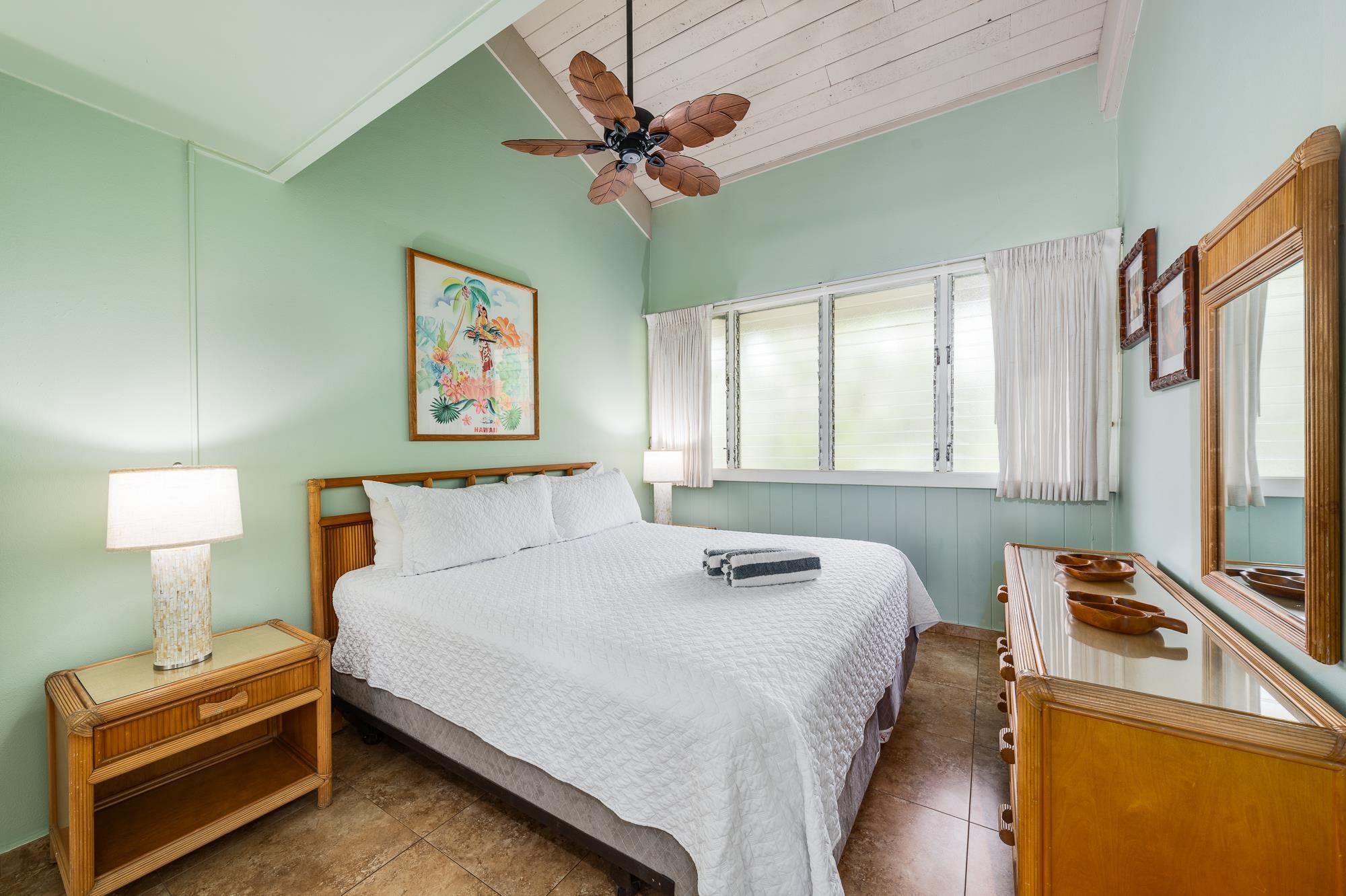 5255 Lower Honoapiilani Rd Unit: 207