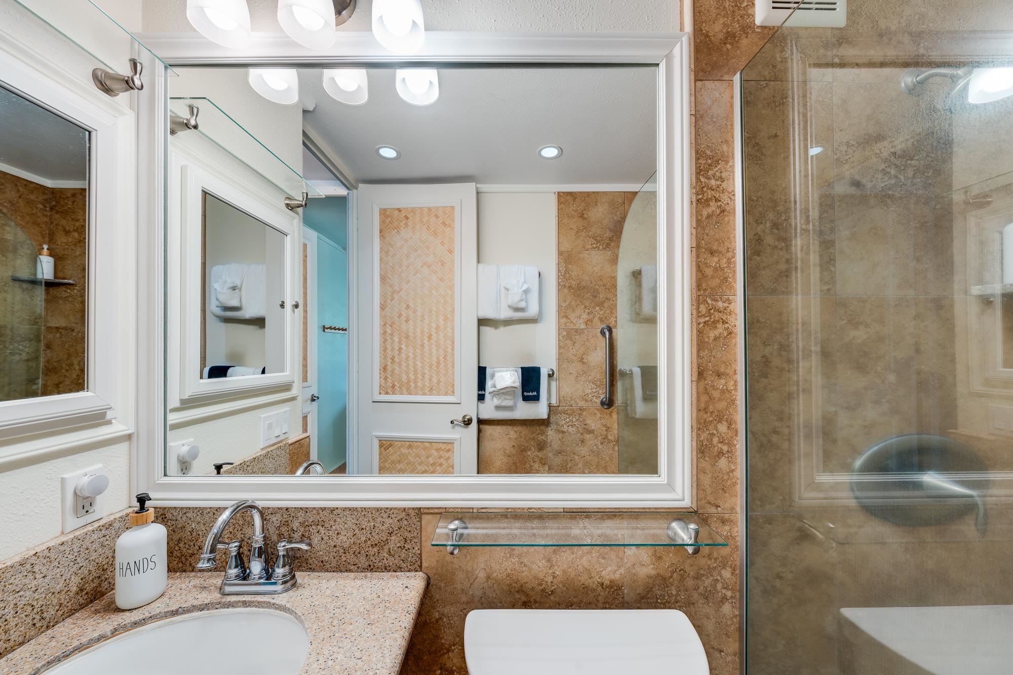 5255 Lower Honoapiilani Rd Unit: 207
