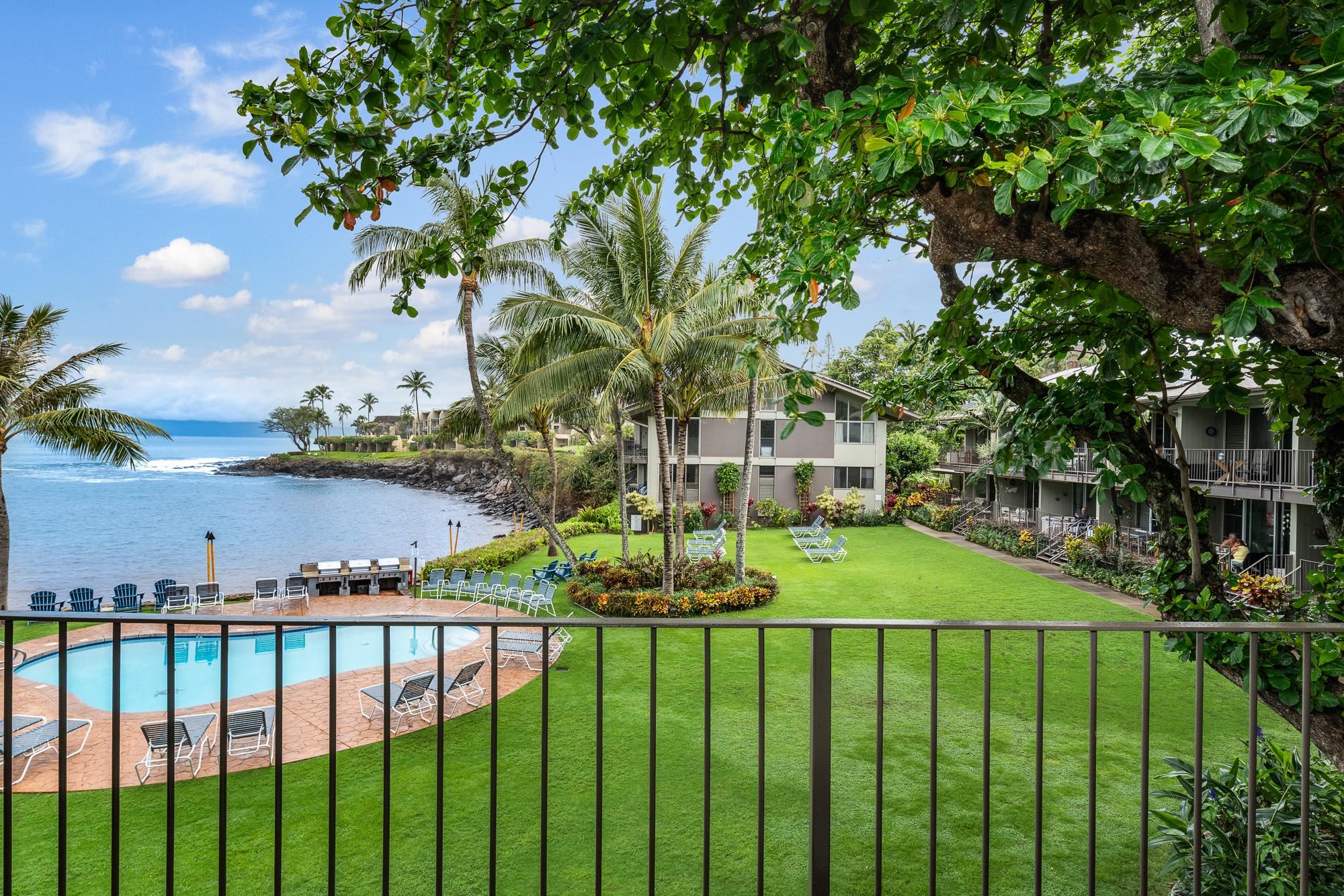 5255 Lower Honoapiilani Rd Unit: 207