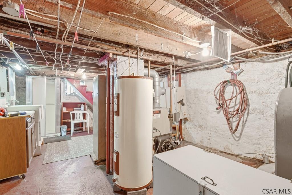 338 E Jackson St.