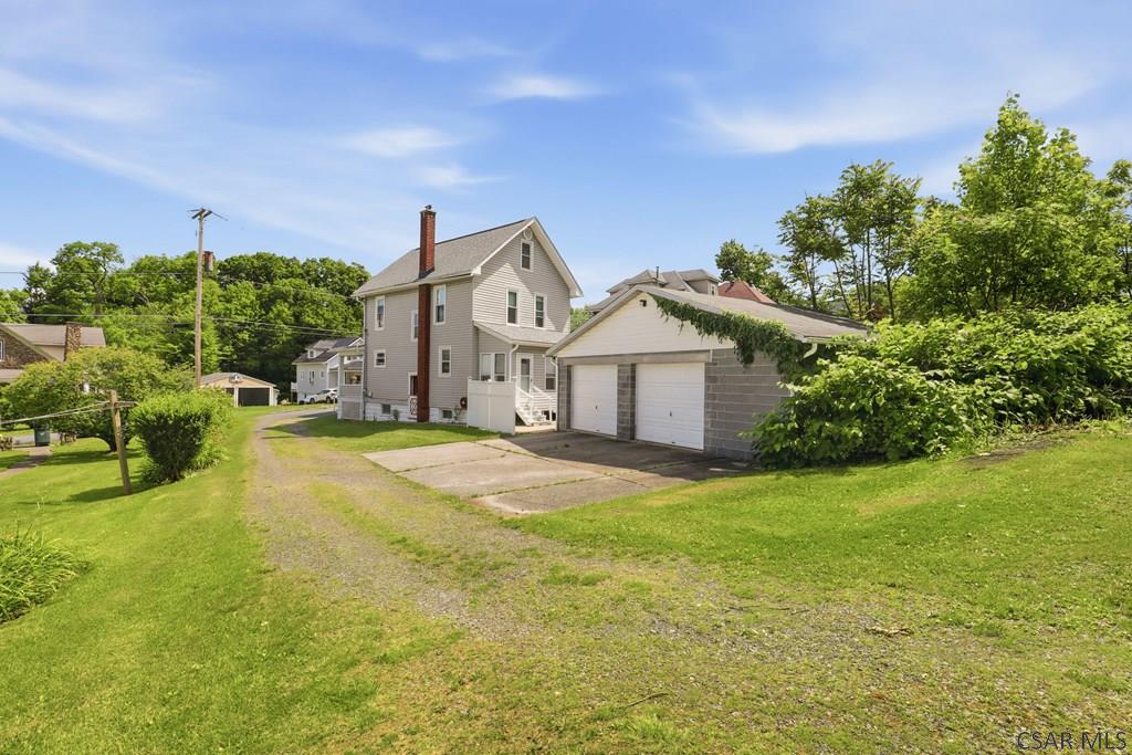 218 Beechwood St.