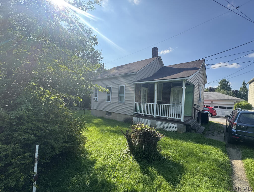 212-214; 214R Clarion Street