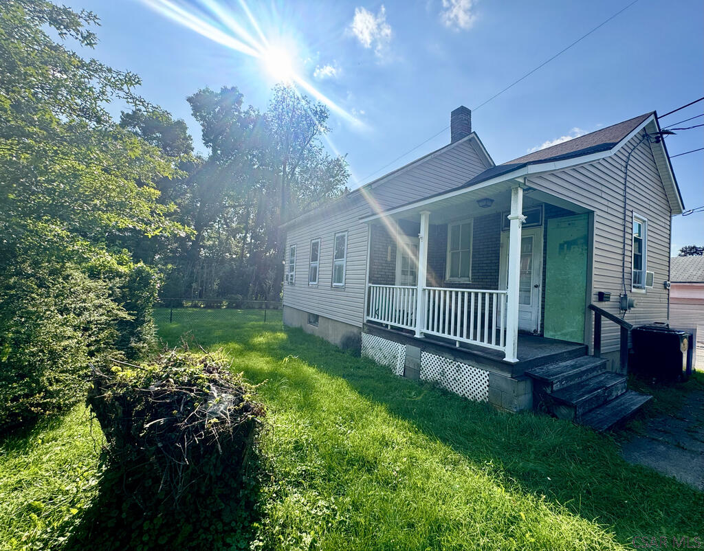 212-214; 214R Clarion Street