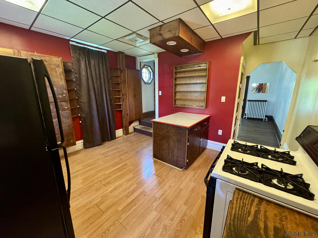 212-214; 214R Clarion Street