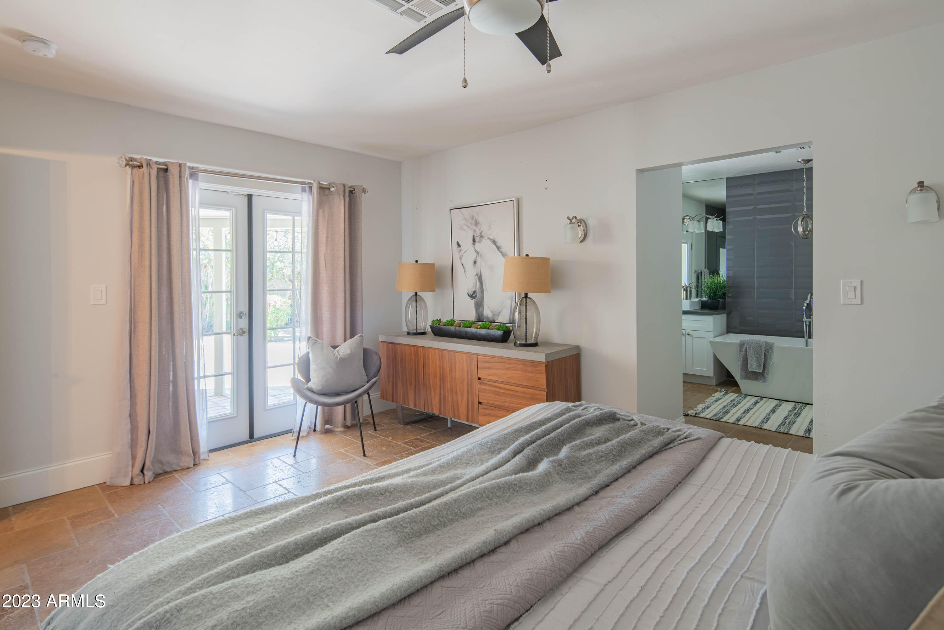 124 W GRANADA Road