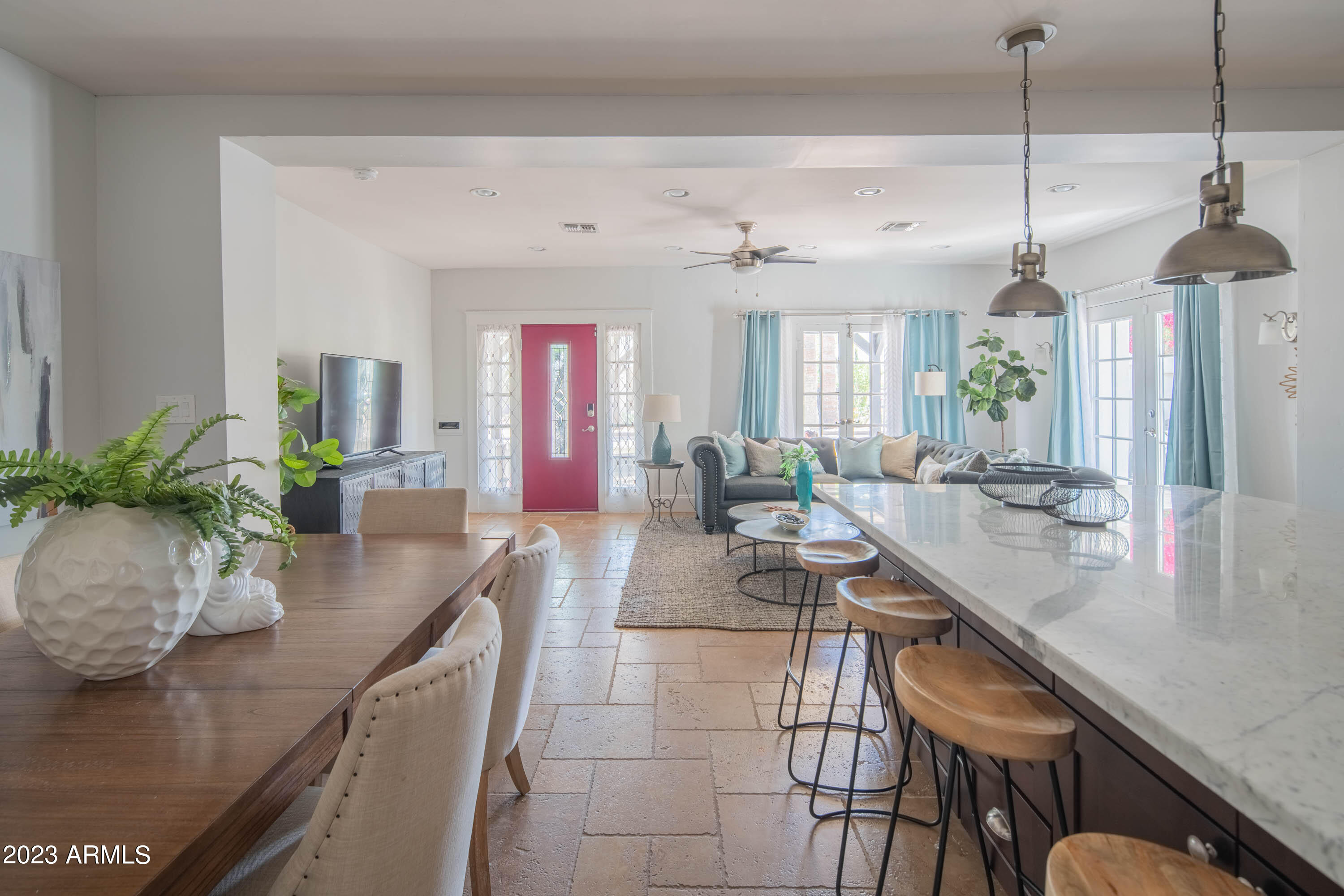 124 W GRANADA Road
