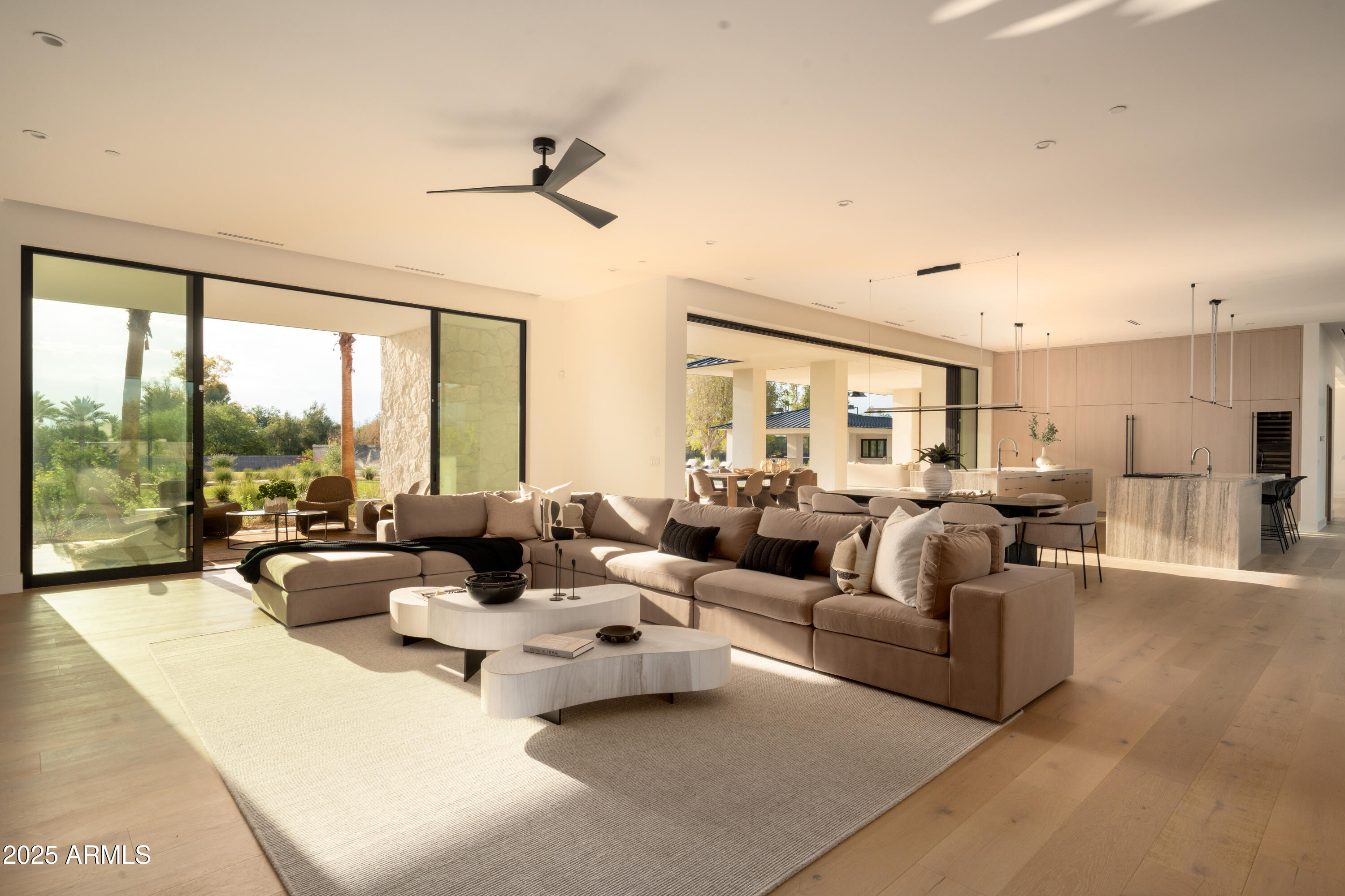 6215 N CASA BLANCA Drive