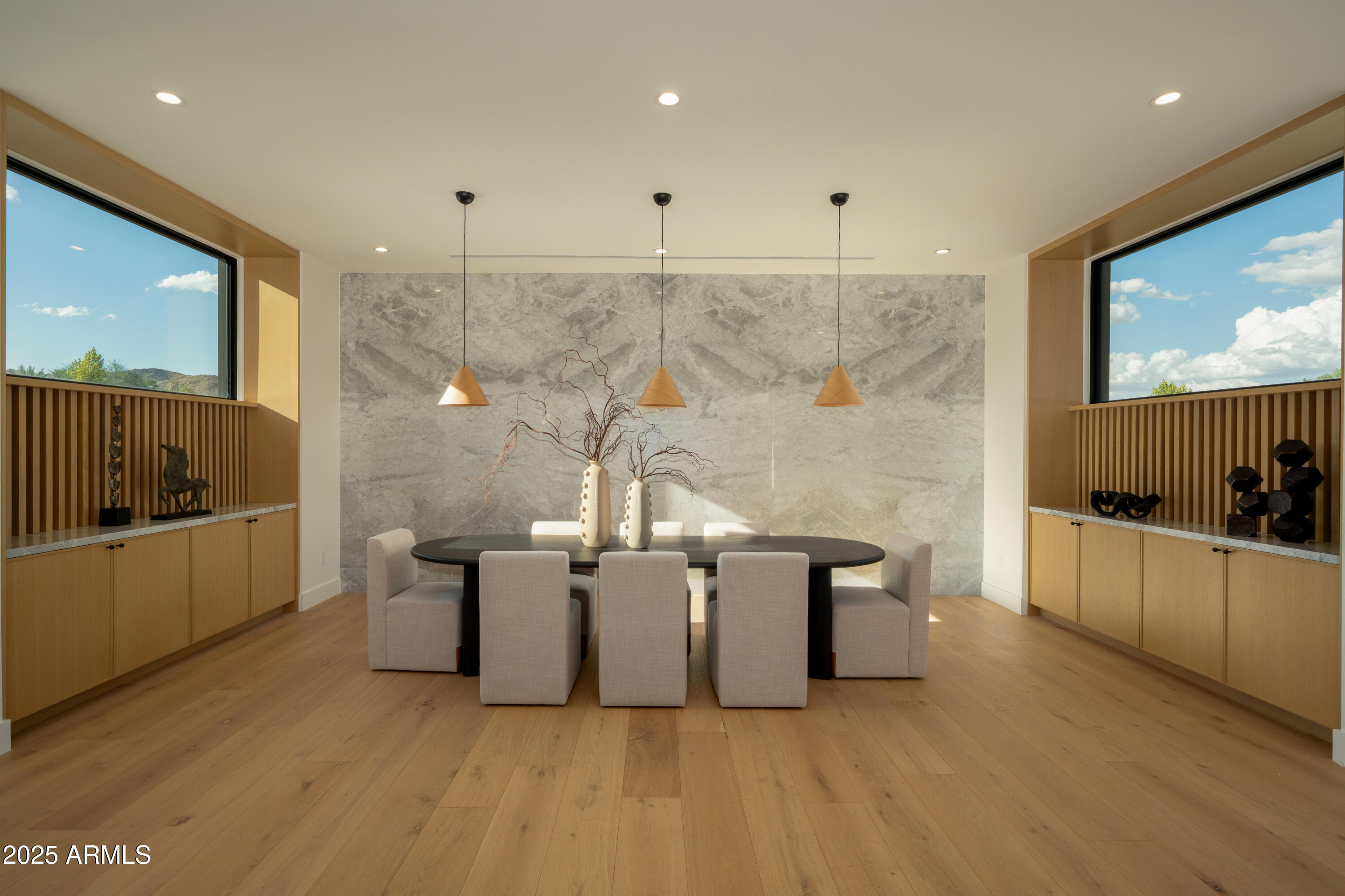 6209 N CASA BLANCA Drive