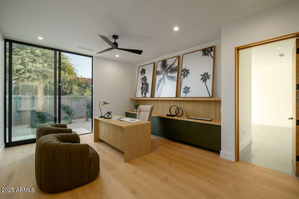 6209 N CASA BLANCA Drive