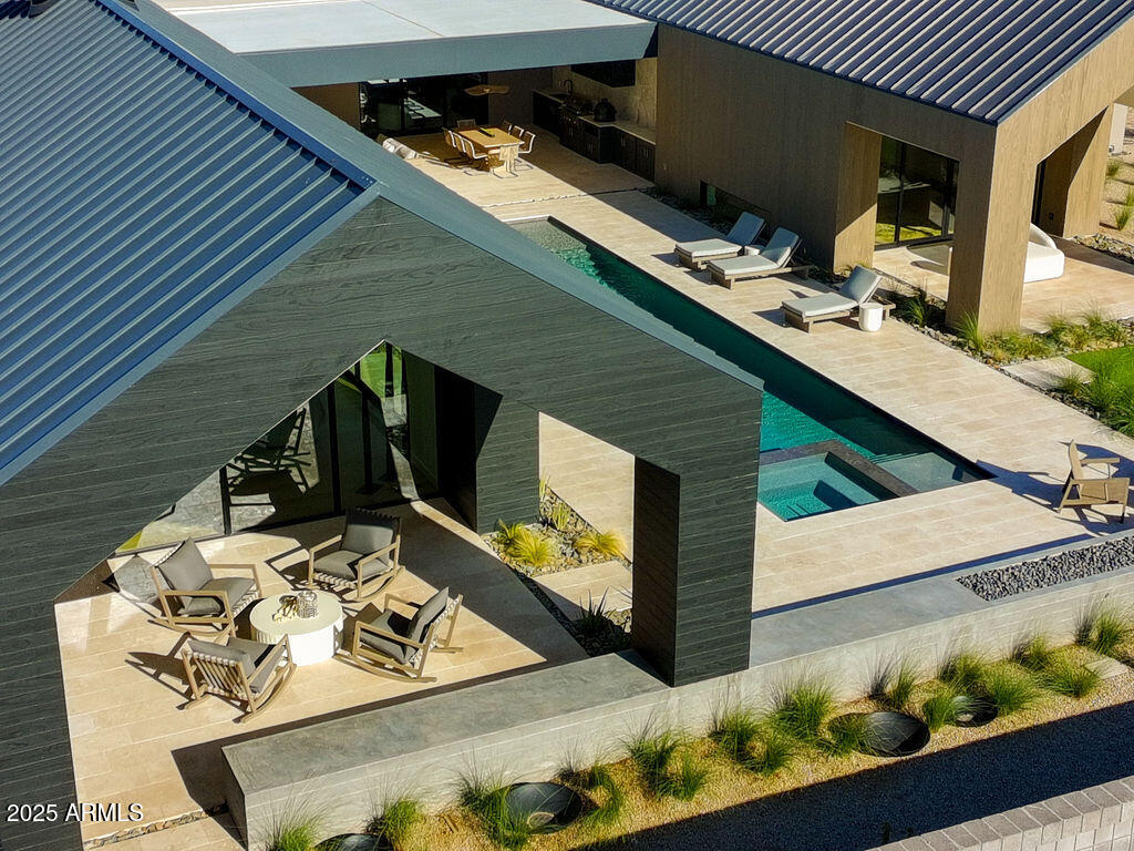 6209 N CASA BLANCA Drive