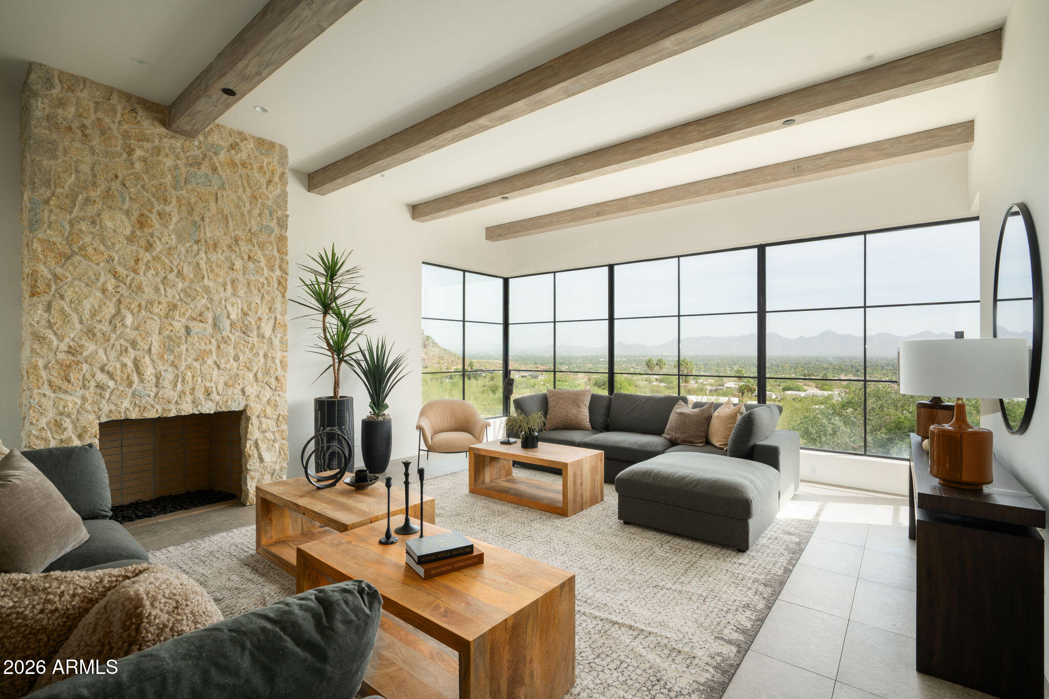 5939 E QUARTZ MOUNTAIN Road