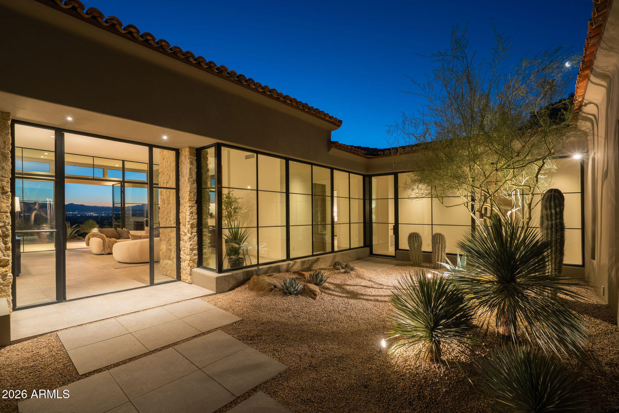 5939 E QUARTZ MOUNTAIN Road