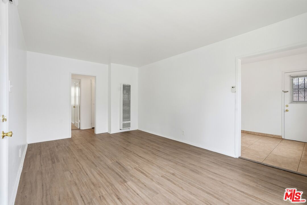4186 Leimert Blvd