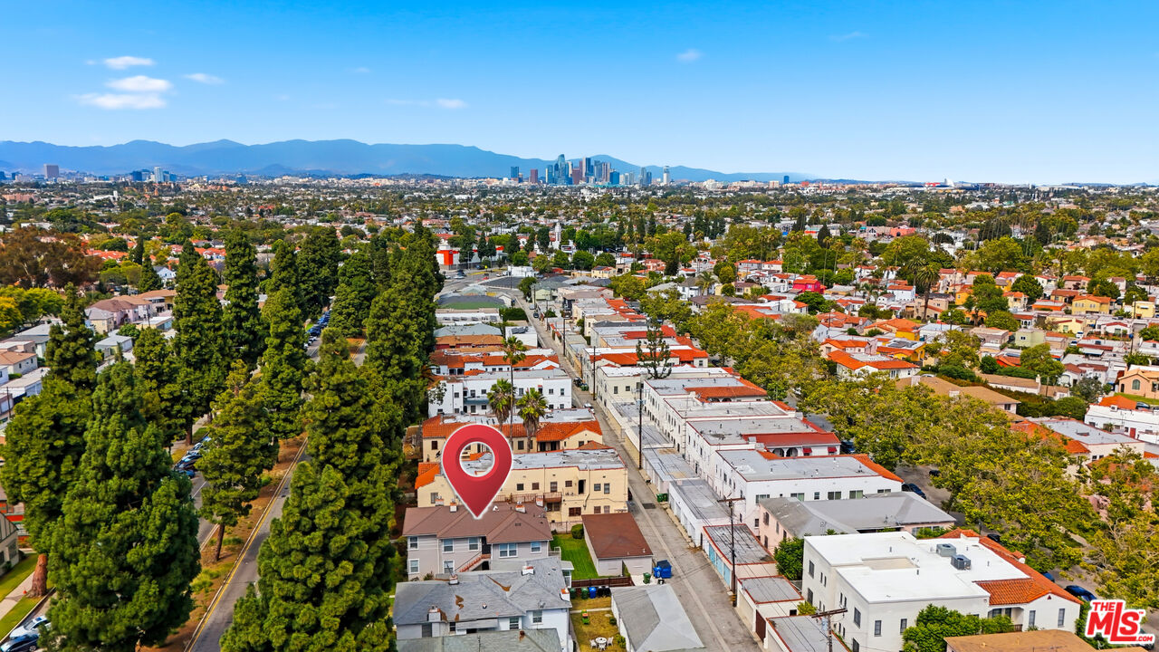 4186 Leimert Blvd