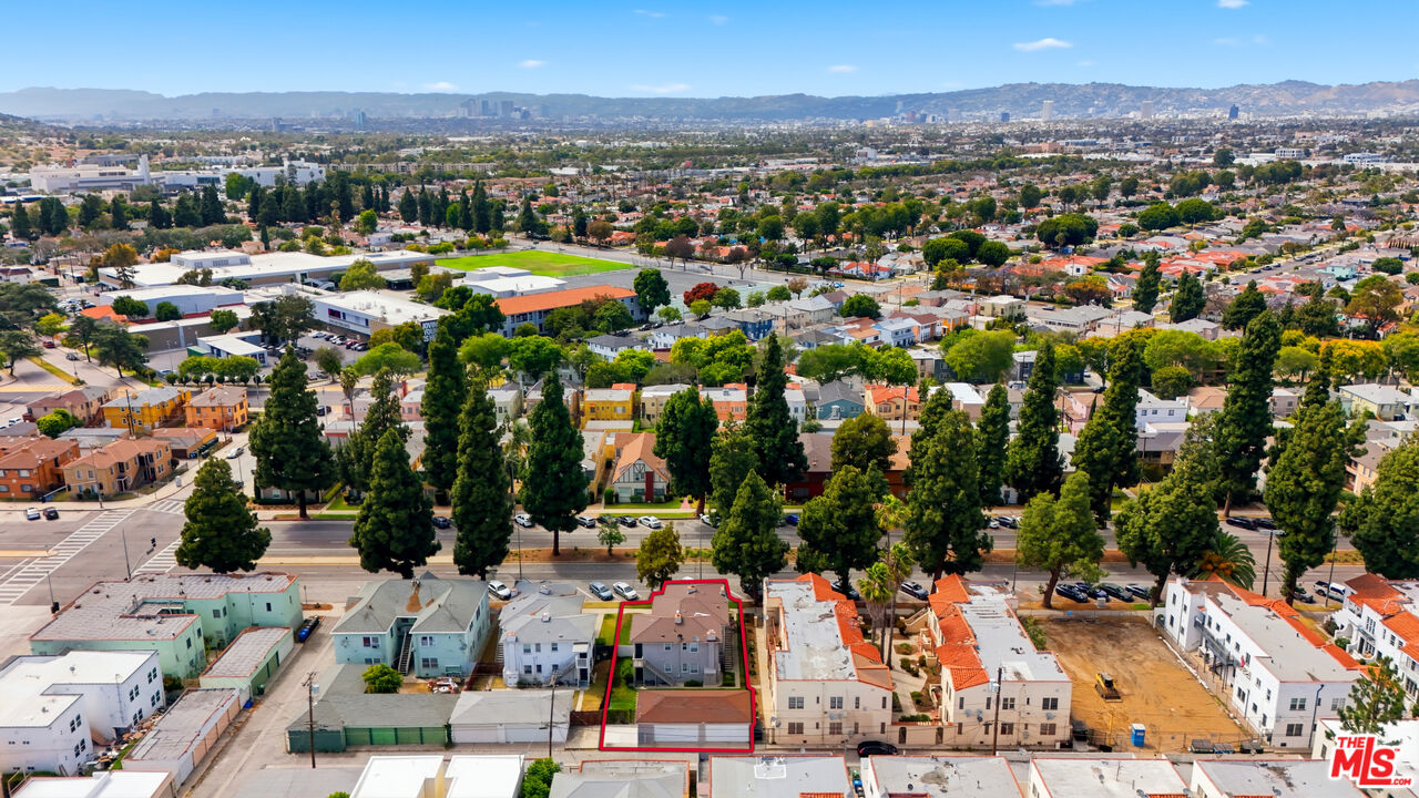 4186 Leimert Blvd