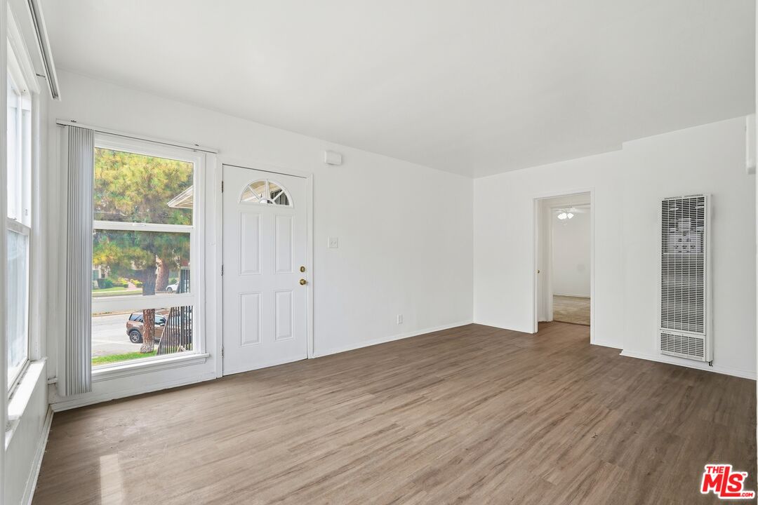 4186 Leimert Blvd