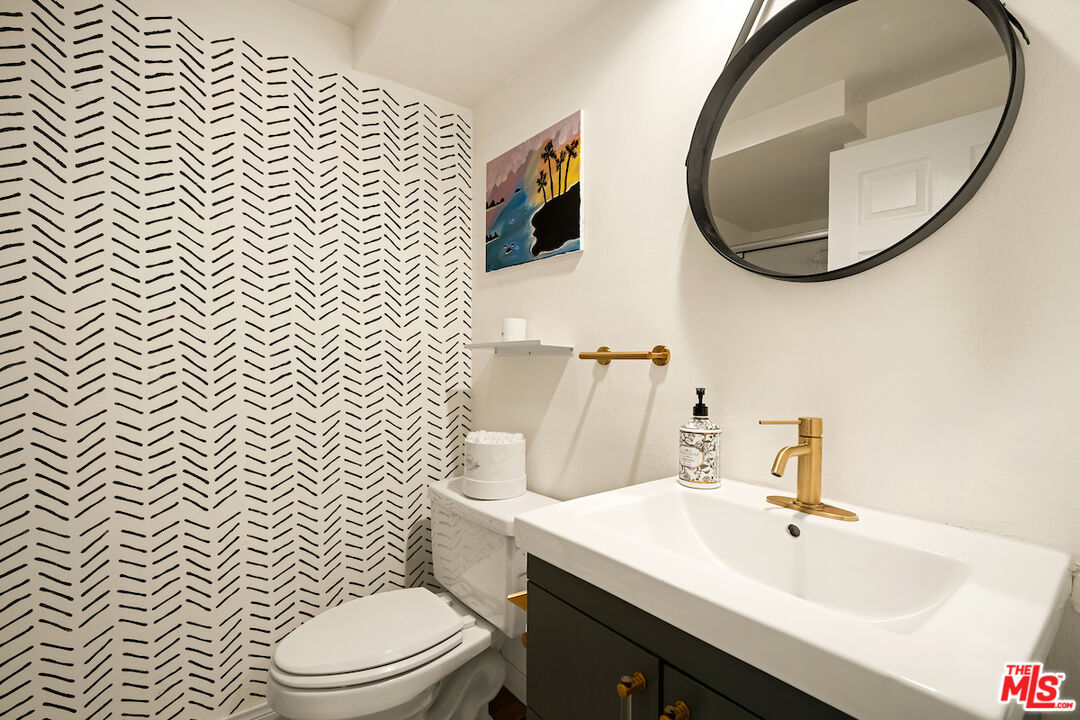 4658 Don Lorenzo Dr Unit: E