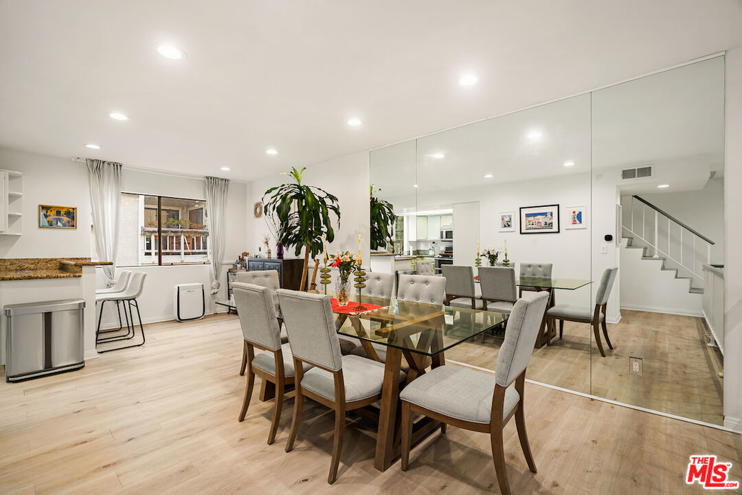 4658 Don Lorenzo Dr Unit: E