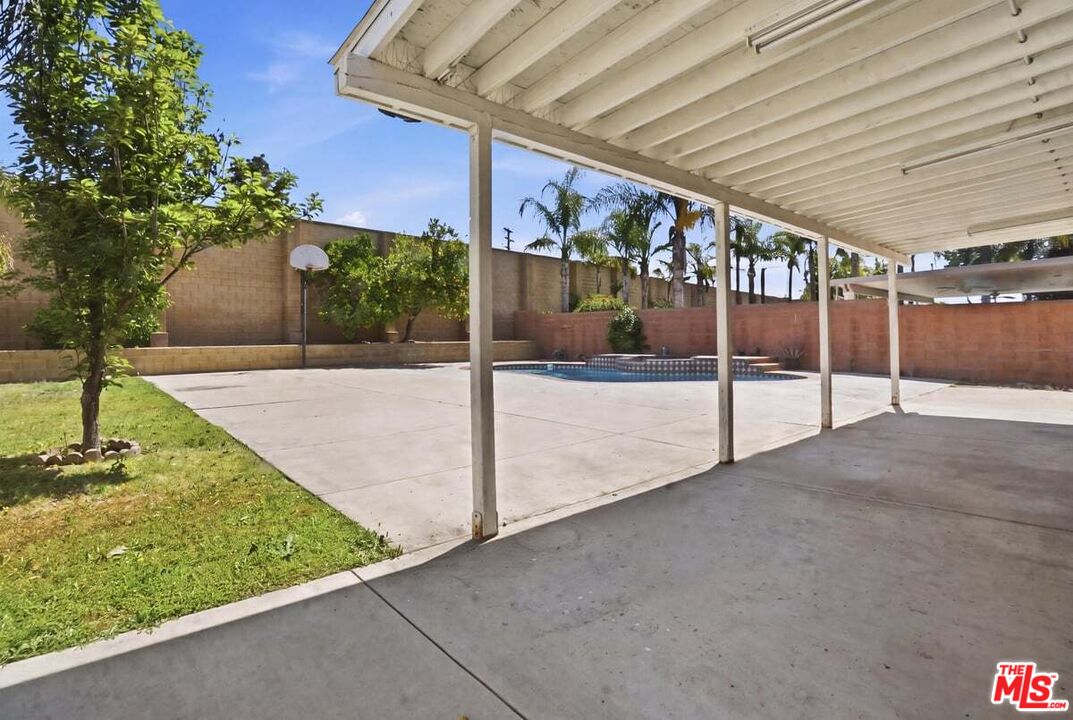 13127 Bay Meadow Ave