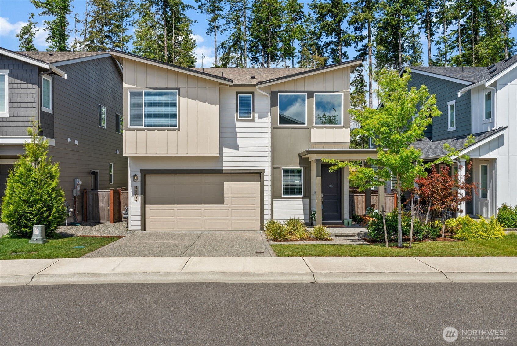 4502 Hibiscus Circle SW