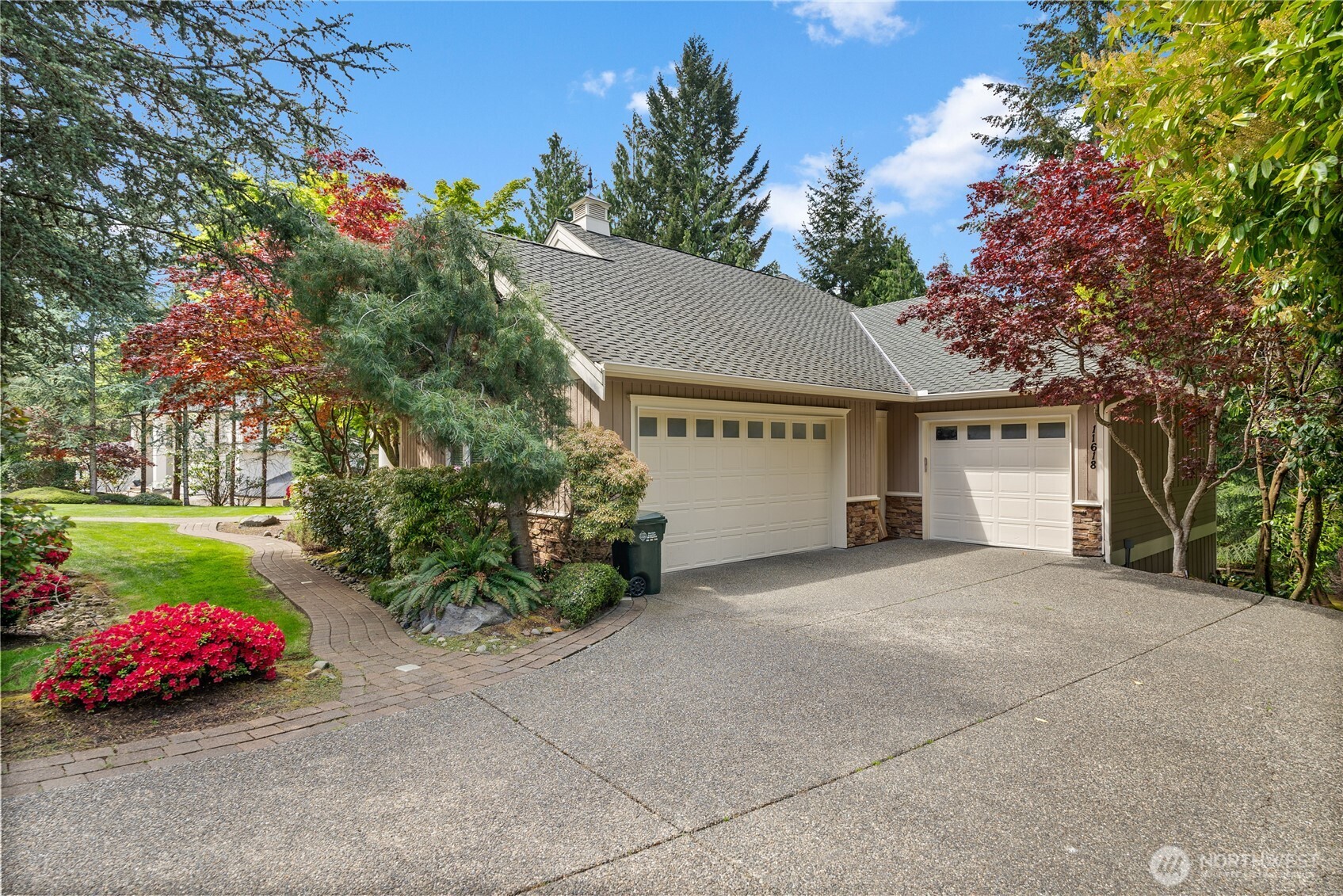 11618 52nd Avenue Ct NW