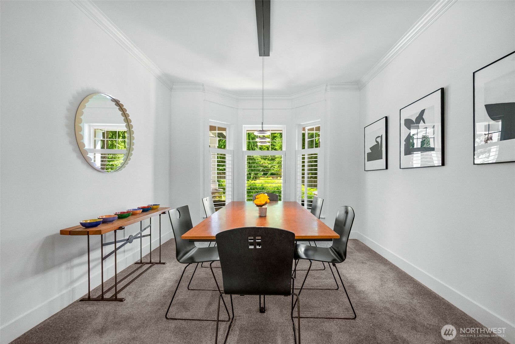 915 7th Court