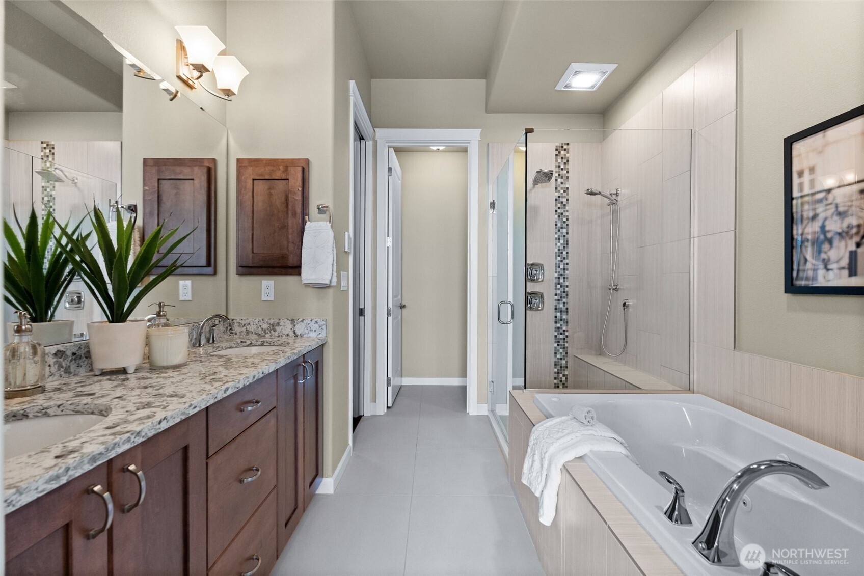 5003 Main Street Unit: 105