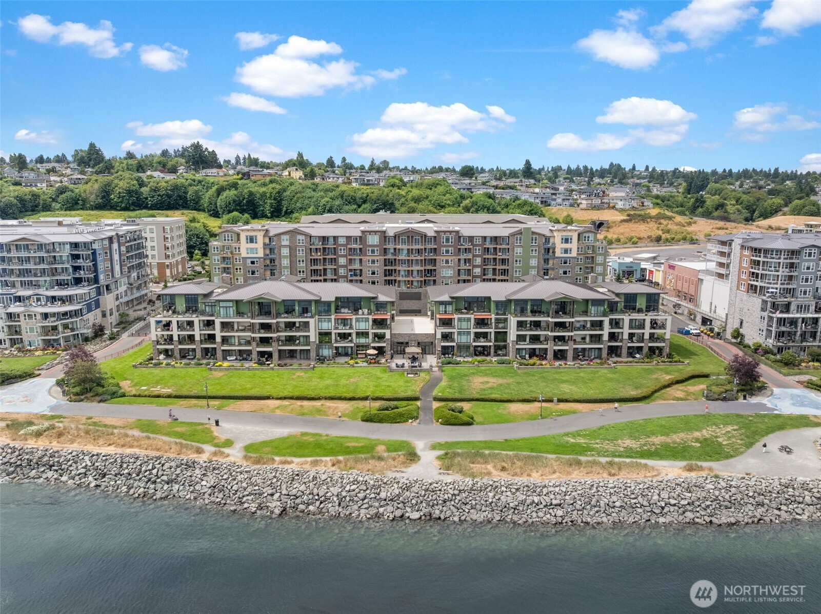 5003 Main Street Unit: 105