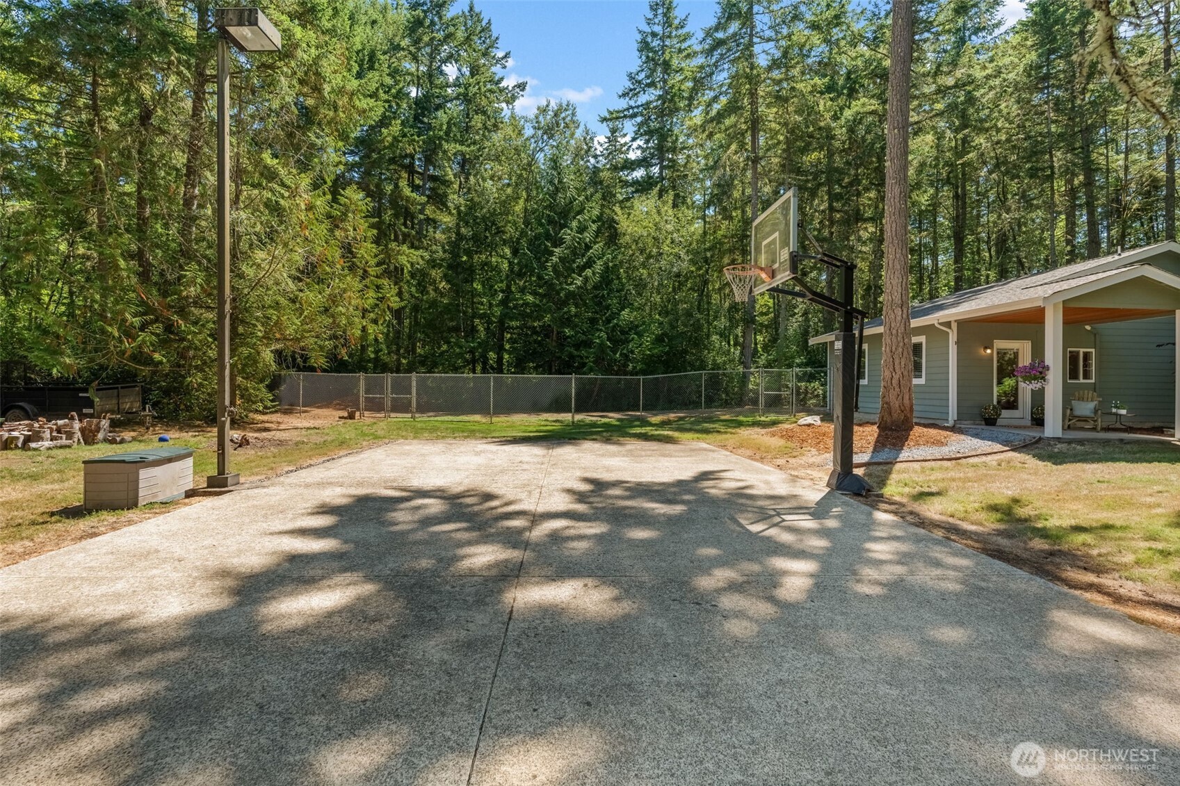 606 7th Lane