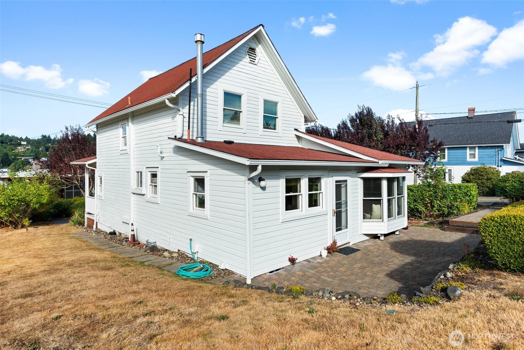 3414 Harborview Drive