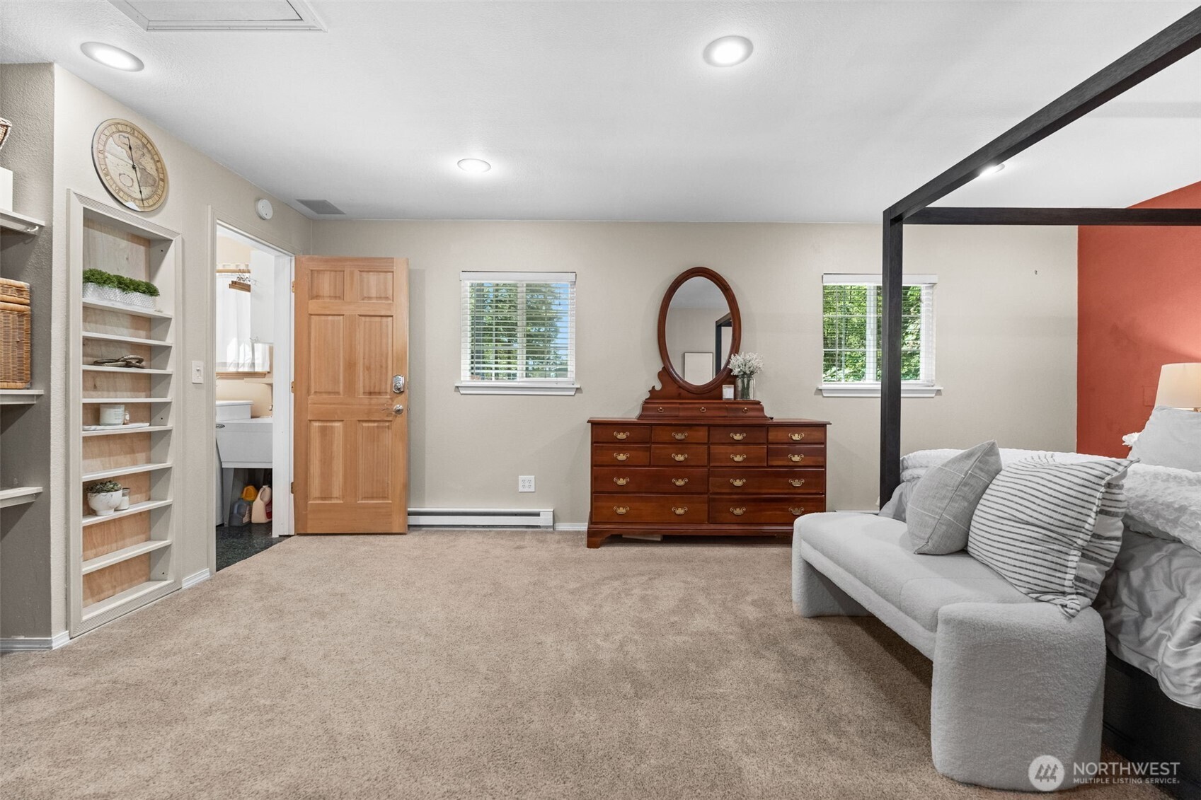 1043 Nootka Drive