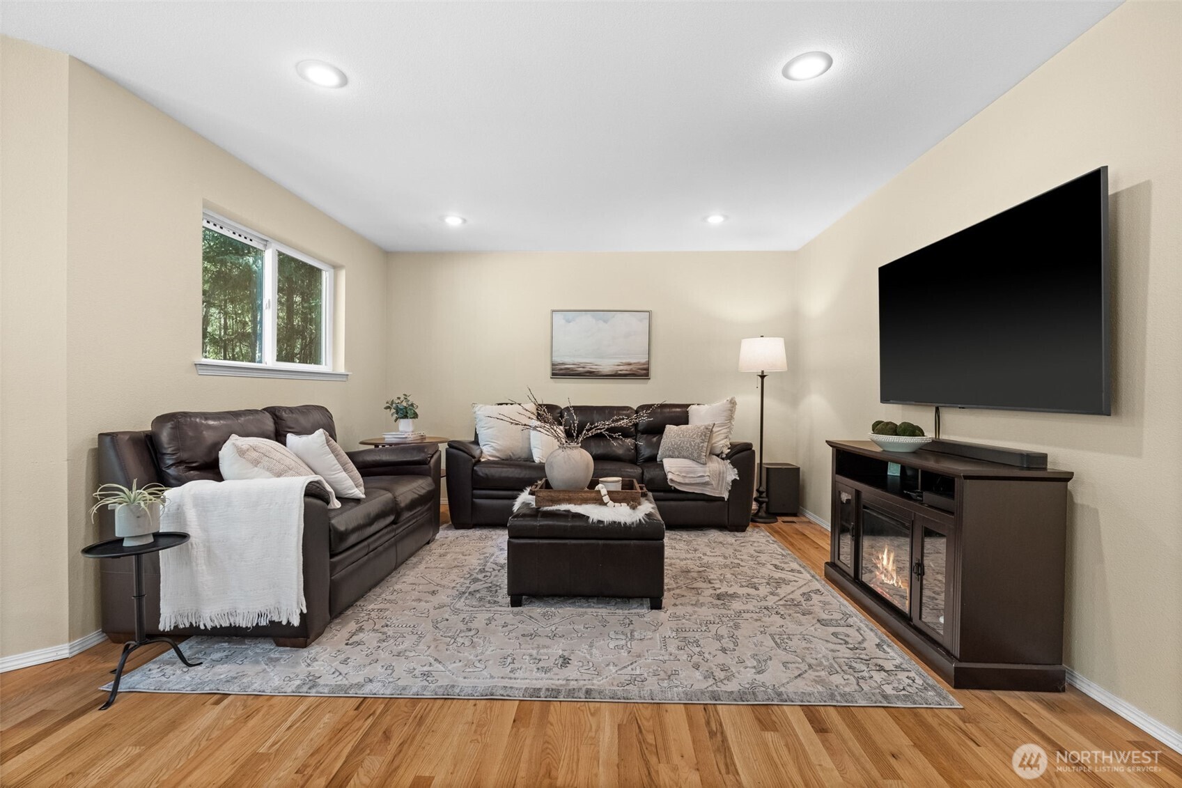 1043 Nootka Drive