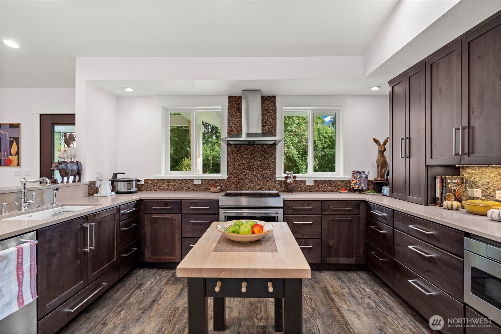 9604 Ridgeway
