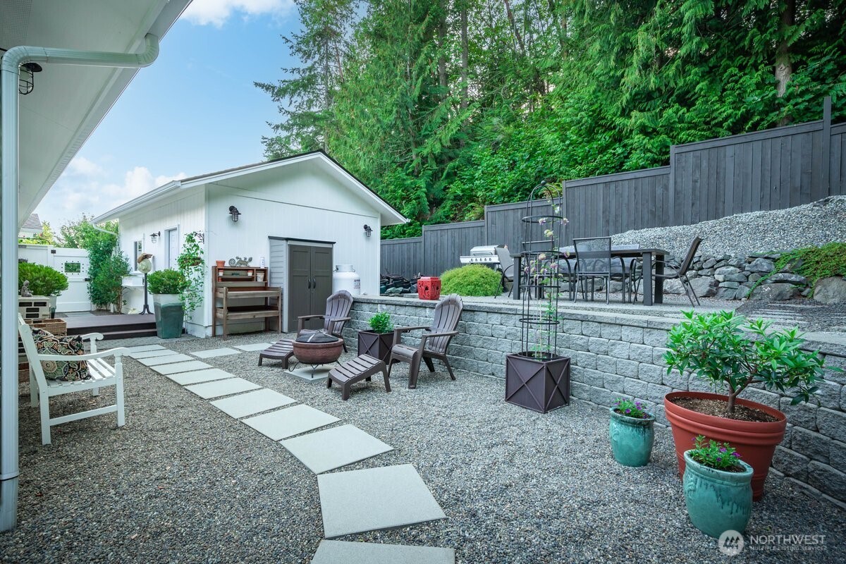 9604 Ridgeway