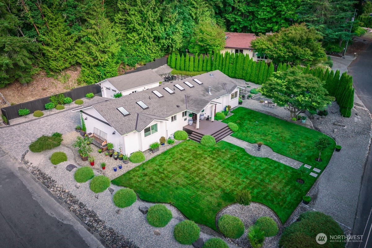 9604 Ridgeway