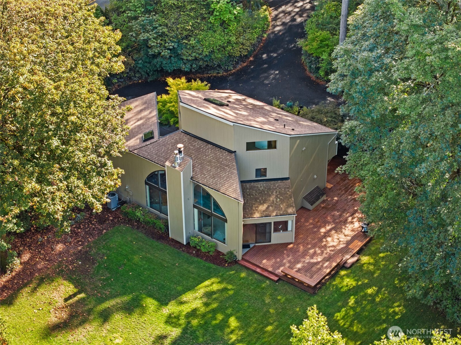 7102 78th Avenue NW